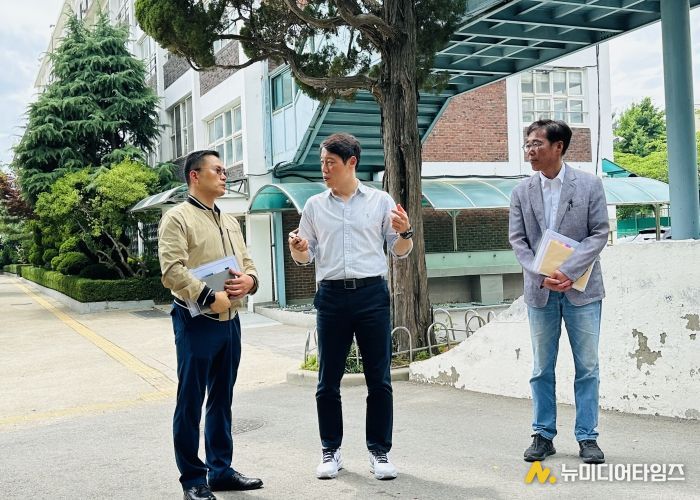 인천시의회 이용창 교육위원장, 교육환경 개선을 위한 학교현장 방문