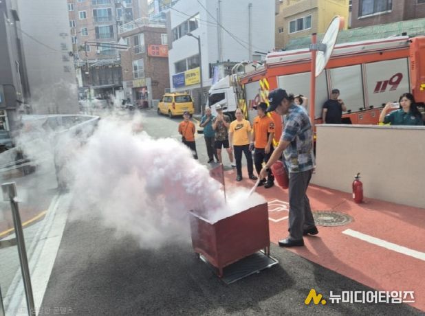 수정5동 복합커뮤니티센터, 안창119센터와 합동소방훈련 실시
