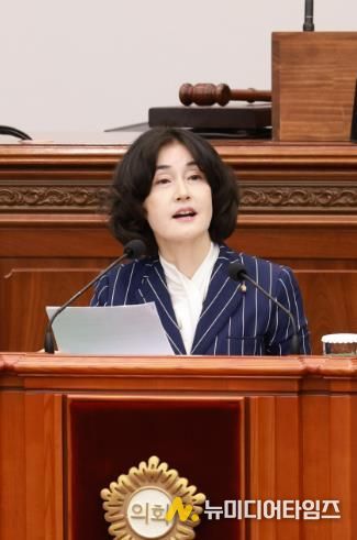 창원시의회 한은정 의원, 동대구~창원~가덕도신공항 고속철도 촉구