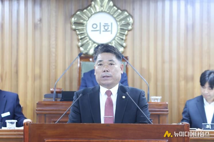 영주시의회 이상근 의원 “지피지기 백전백승의 자세로 가시박을 제거하자”
