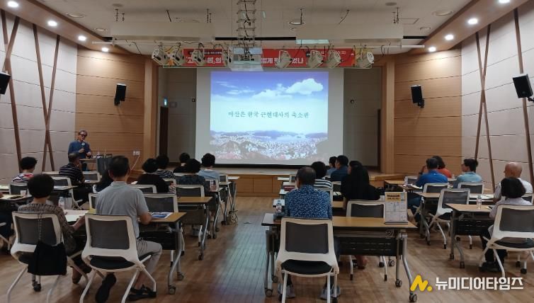 길 위의 인문학 강연모습