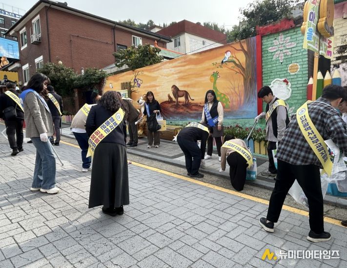 ESG 가치경영 실천 ‘청렴쓰담걷기’