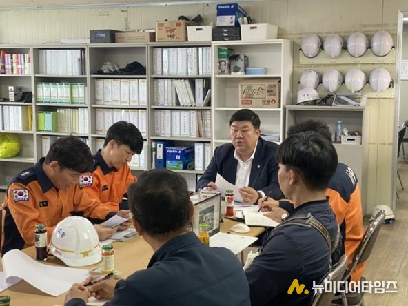 부산광역시의회 전원석 의원, “반얀트리 화재사고 재발 방지를 위한 소방시설 공사현장 기습 점검”