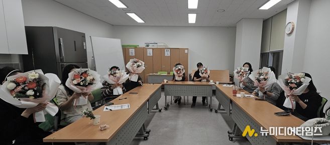가족교육 「꽃향기 가득, 행복한 하루」 진행