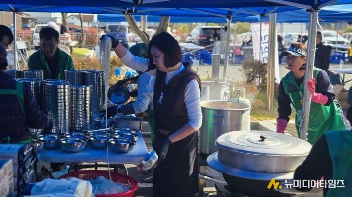다문화가족 어울림 한마당 축제 다회용기 사용 모습