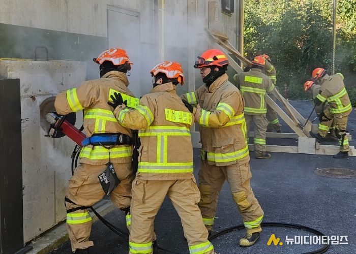 세종소방본부, 도시탐색구조 역량 강화 훈련