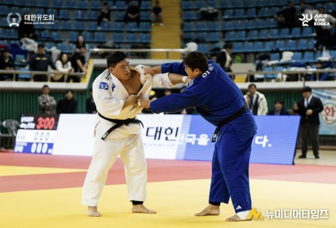 김민종과 이승엽 결승전 사진(사진제공:주도바인코리아)