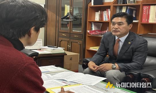 김정수 강원특별자치도의원(철원1) '철원 오지3리 악취관리지역 신규 지정 및 악취개선 방안 논의'