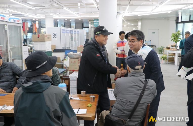 박종원 전남도의원, 전통시장 활성화와 나눔 실천에 앞장