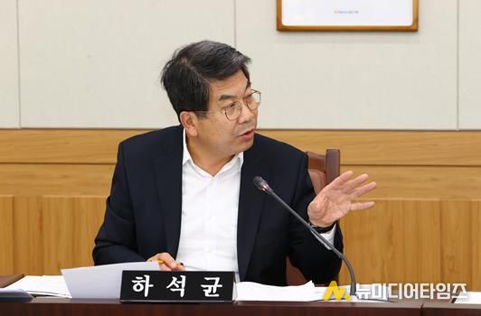 하석균 강원특별자치도의원, “어린이보호구역 교통사고 발생 증가, 원인 조사 및 통학로 정비 요구”