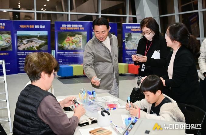 포천시 어린이들, 무대에서 반짝이다...‘2025년 포천시지역아동센터 연합발표회’ 성황리 개최