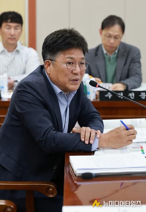 신의준 전남도의원, 장애인 이용 가능 파크골프장 조성 촉구