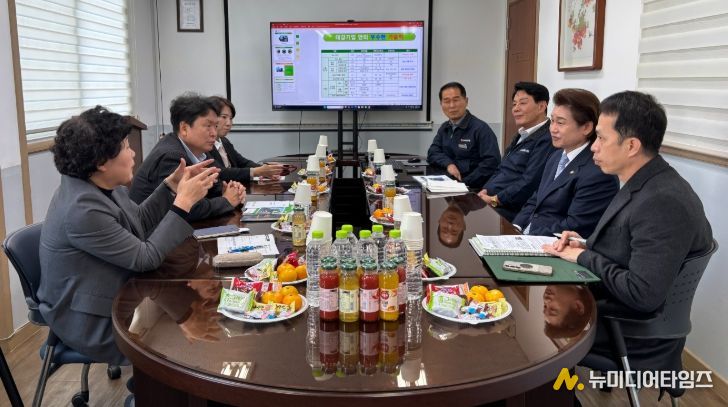 제조기업 찾아 판로 지원 등 논의