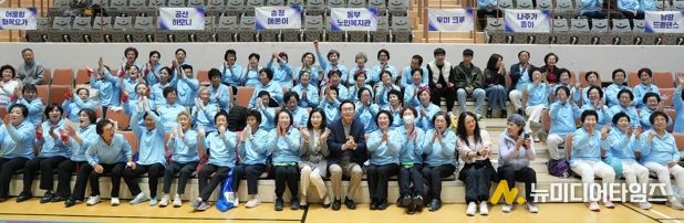 지난 8일 나주종합스포츠파크 다목적체육관에서 ‘제17회 나주시장기 한마음 생활체조 페스티벌’이 열렸다.