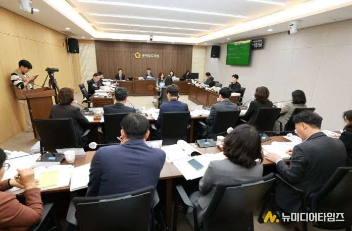 행정문화위원회, 행정국 대상 행정사무감사