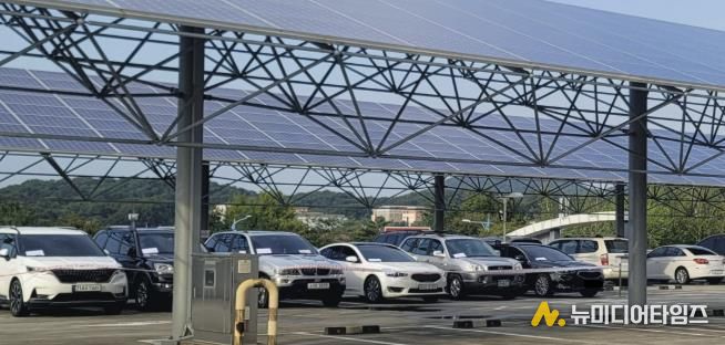 지방세 체납으로 압류된 차량들.