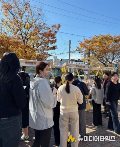 지난 14일 순천역 일대에서 원도심 맛집과 지역 상권을 알리기 위한 특별 행사 ‘먹깨비와 떠나는 순천역 미식여행’이 개최됐다