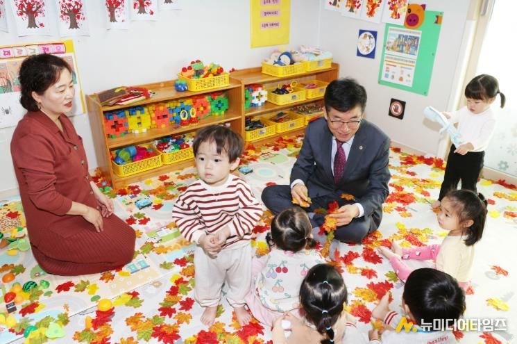 윤건영 충청북도교육감, 가정어린이집 현장 방문