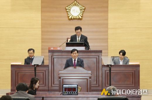 옹진군, 2026년도 예산안 제출…“섬을 넘어 바다의 가능성으로 도약”