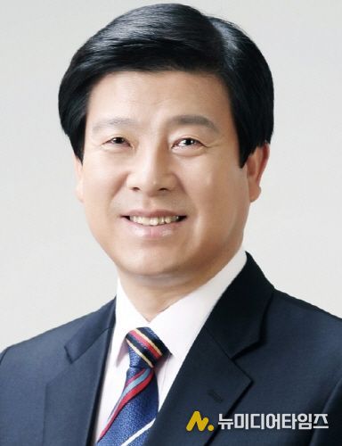 박범인 금산군수