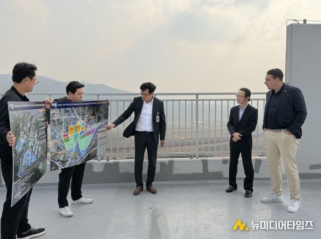 세계적 온실시공 네덜란드 기업 봄(Bom)그룹, 음성군 방문