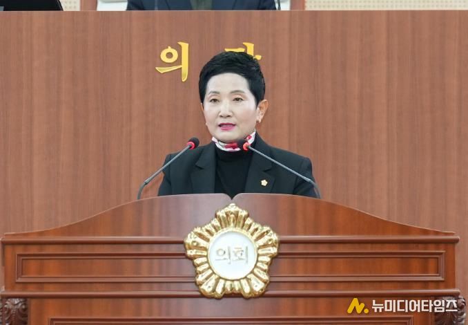 아산시의회 이기애 의원이 5분 자유발언을 하고 있다.