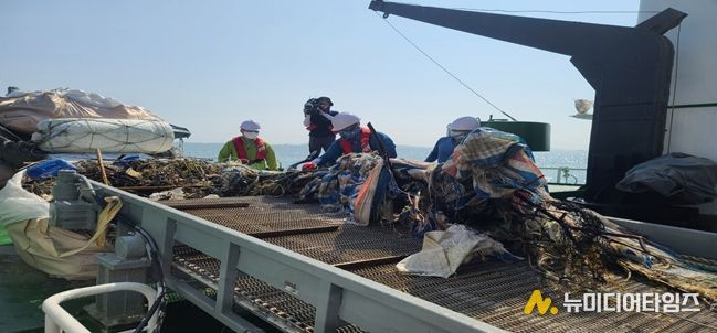 부유쓰레기 수거