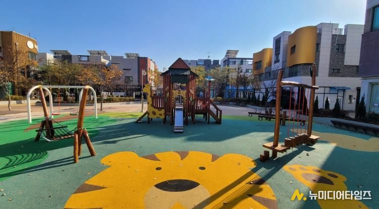 인천 서구, 청라 모래성공원, 물병자리공원 어린이 놀이공간 새단장 완료!(모래성공원)