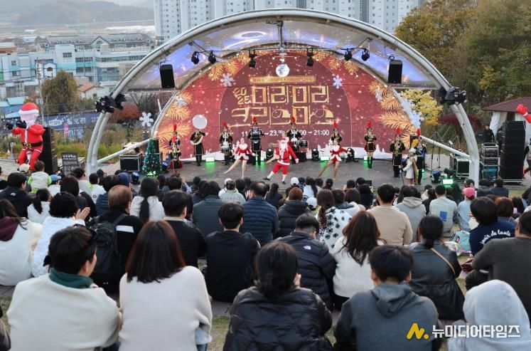 2025 미리미리 크리스마스 Vol. 2 공연 모습