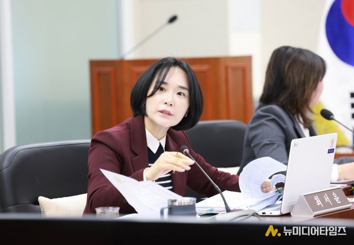 광주시의회 최서윤 의회운영위원장(국민의힘)