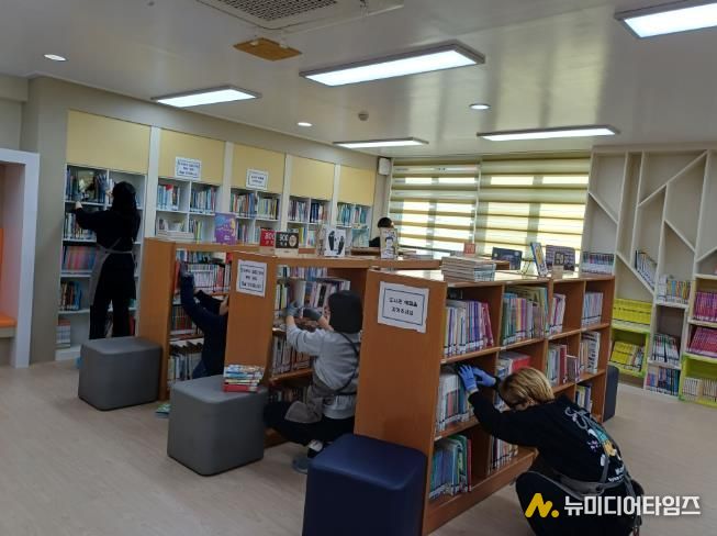 서산교육지원청 학교지원센터, 인지초 도서실 정리 지원