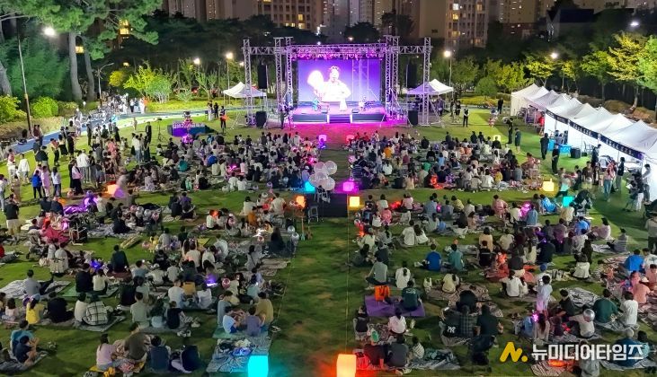 2025년, 김해에서 시작된 공연의 시대