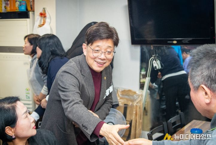 성남시의회, 하대원동 청소년지도협의회 송년회 참석