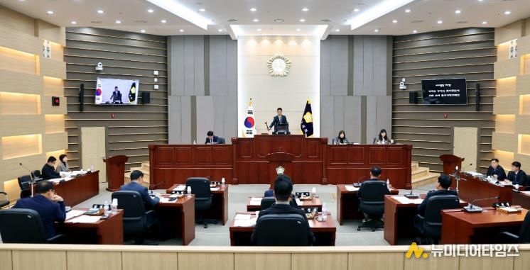 성주군의회, 제2차 정례회 순항 중...