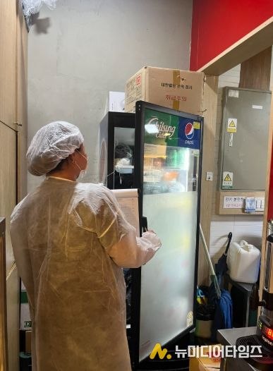 '2025년 하반기 위생등급 지정 음식점'을 대상으로 사후관리 점검을 실시하고 있다.