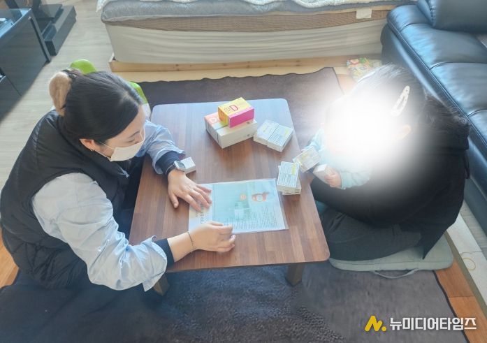 아기와 함께 따뜻한 동행