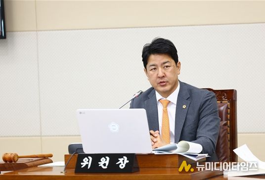 강원도의회 문관현 위원장,