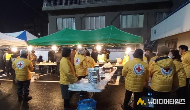 포천시 영북면 기수연합회·청년회, 취약계층 위한 연탄 나눔 봉사활동 전개