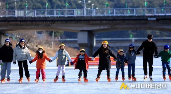 겨울 스포츠 즐기기! 인제군민과 함께하는 스케이트 교실 수강생 모집