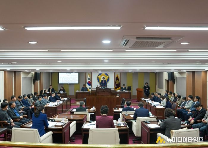 포천시의회, 제189회 제2차 정례회 폐회...2025년 의사일정 마무리