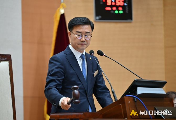 완주군의회 유의식의장