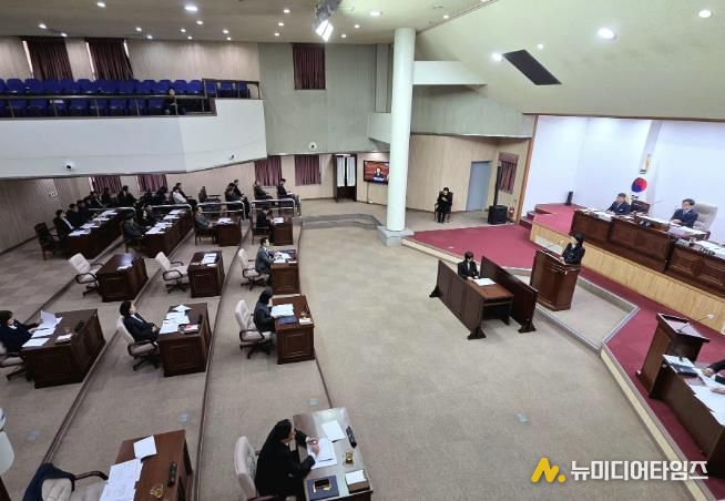 군포시의회는 12월 1일부터 18일까지 제285회 정례회를 운영했다. 2025년도 회기는 이번 정례회 폐회로 마무리됐다.