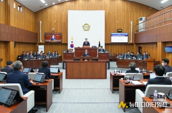 경주시의회, 제294회 제2차 정례회 제3차 본회의 열어