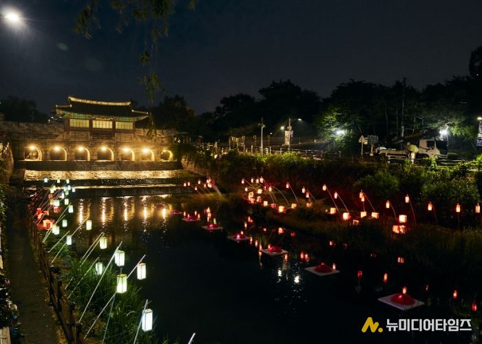 ‘밤빛 품은 성곽도시, 2025 수원 국가유산 야행(夜行)’