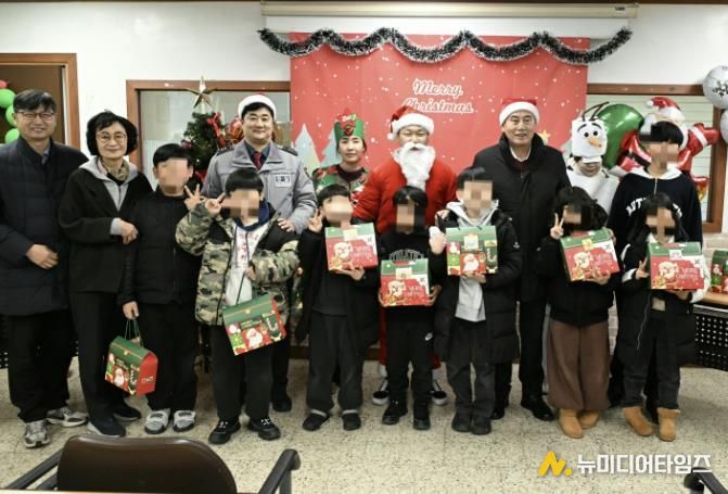 동두천시·동두천경찰서, 2025년 성탄절 맞이 아동생활시설 위문