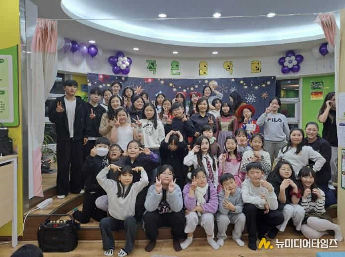 포천시 이동작은도서관, 2025 송년 음악회 및 사진전시전 개최