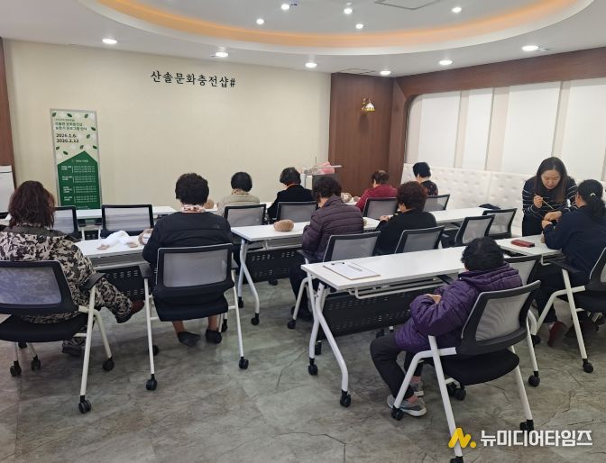 지역 주민 삶과 기억 한자리에 가족사진 전시회