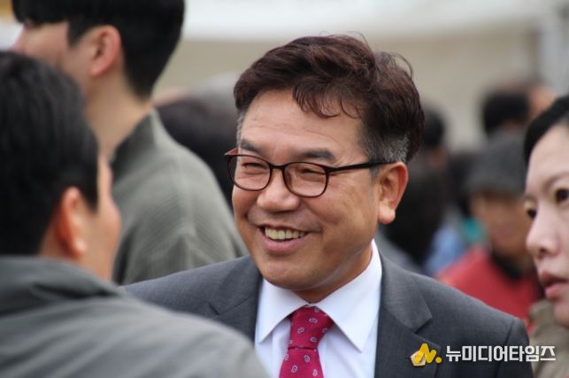 김철현 의원, 양자인공지능산업 기술 기반 마련... 양자AI융합기술센터 명칭 개정 입법예고