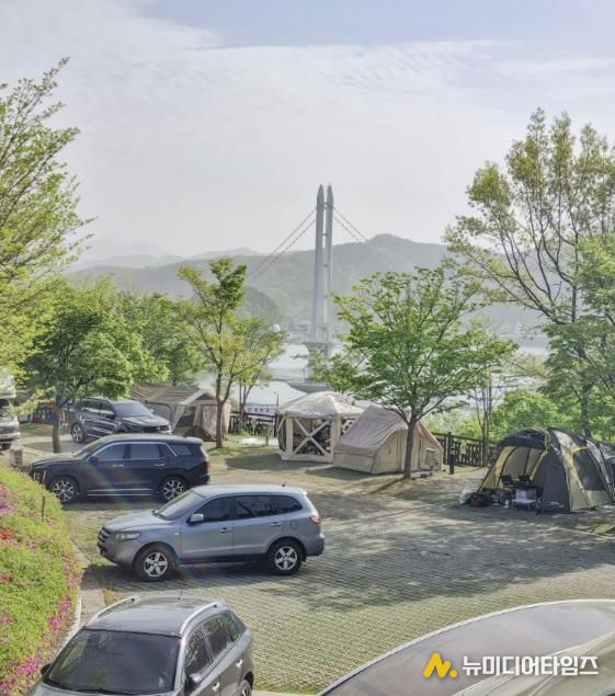 예당관광지 국민여가캠핑장