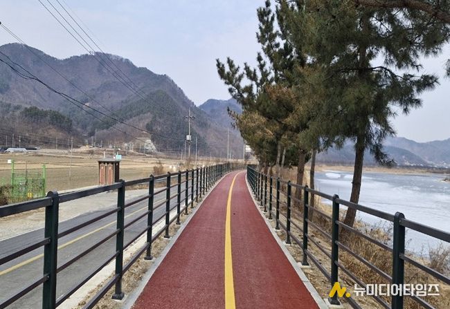 보청천 자전거도로 개설공사 준공사진